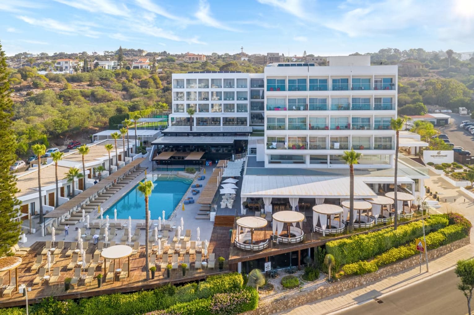 Napa Mermaid Hotel & Suites****