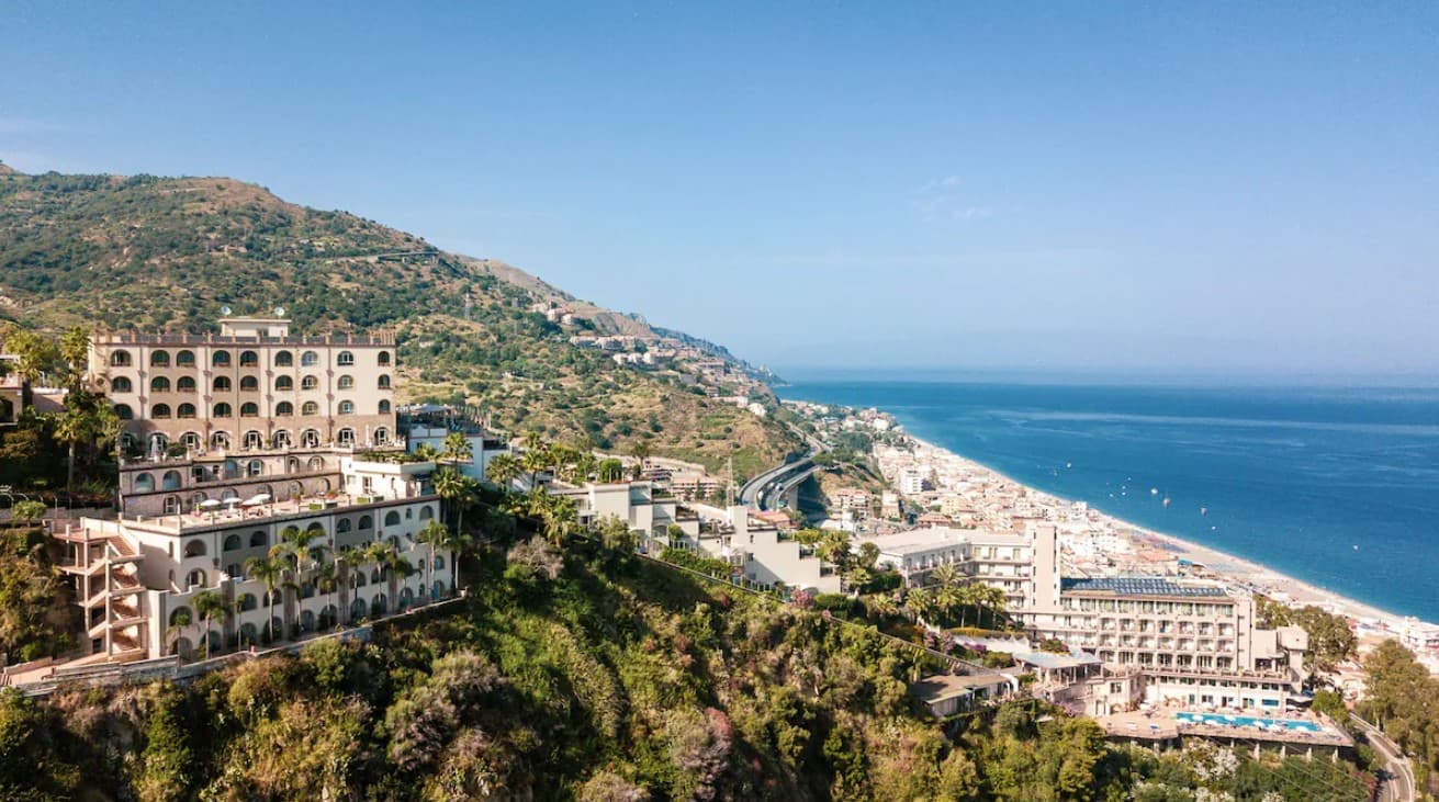 Antares & Hotel Olimpo-Le Terazze — SIZILIEN