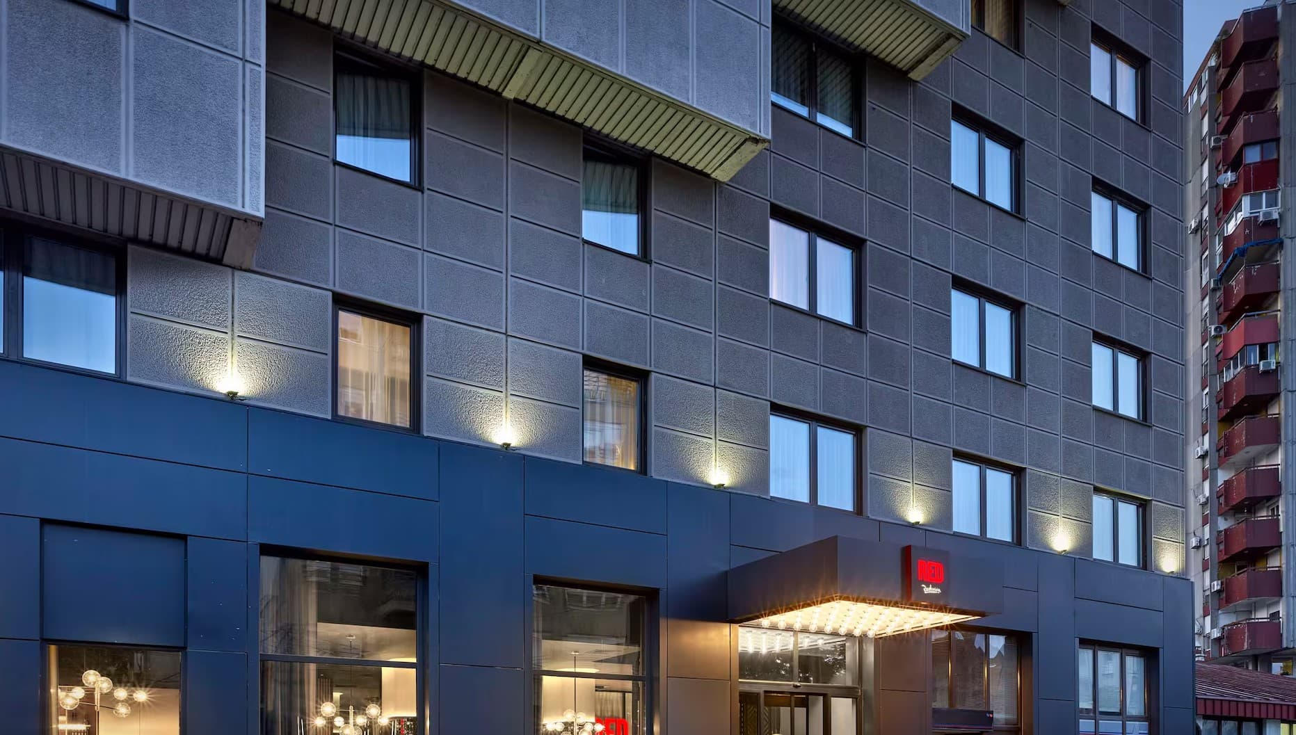 Belgrad - Radisson RED — STÄDTE A-Z